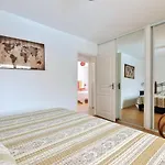 - 6 Personnes, Maison Piscine Holiday home Le Fenouiller