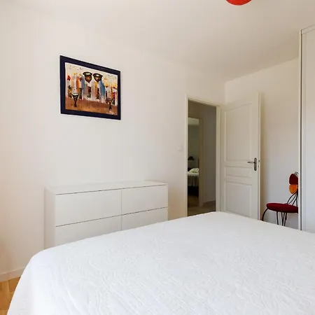 Hébergement de vacances - 6 Personnes, Maison Piscine *