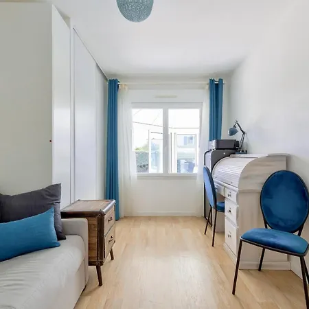 - 6 Personnes, Maison Piscine Dom wakacyjny Le Fenouiller