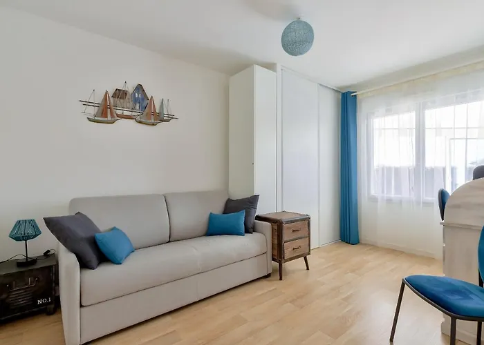 - 6 Personnes, Maison Piscine *