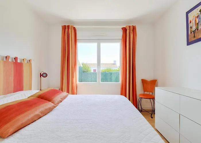 Hébergement de vacances - 6 Personnes, Maison Piscine Le Fenouiller